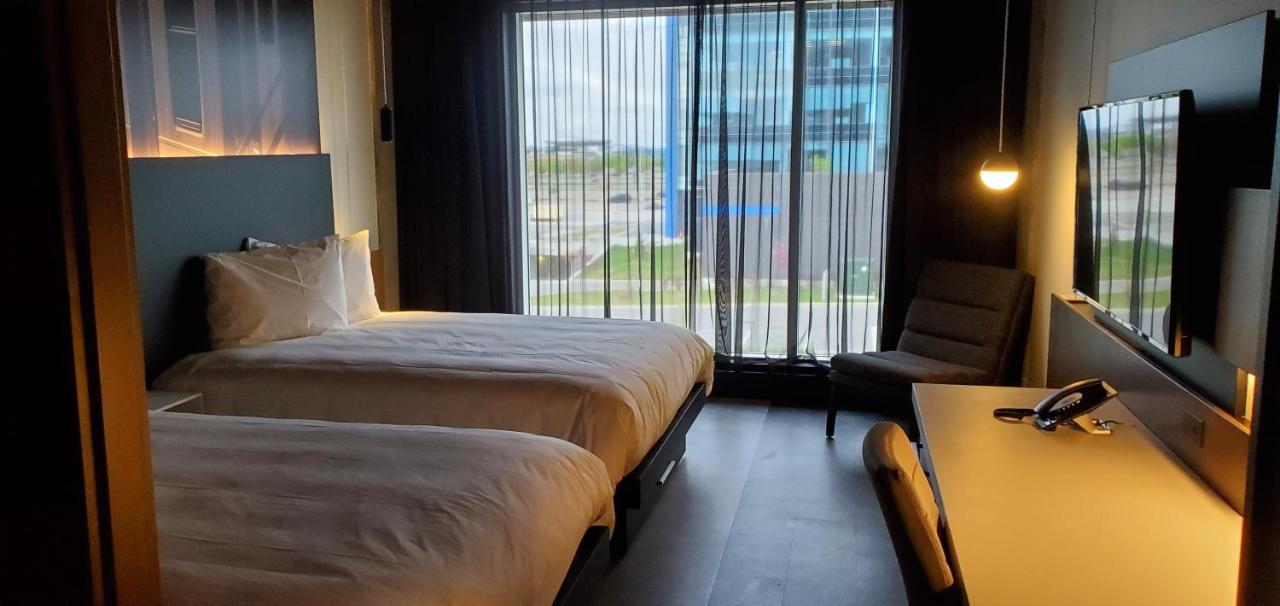 Grand Times Hotel Laval - Centropolis Eksteriør bilde