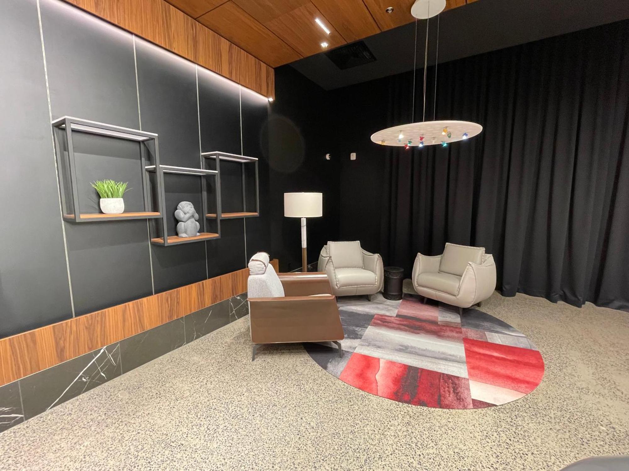 Grand Times Hotel Laval - Centropolis Eksteriør bilde